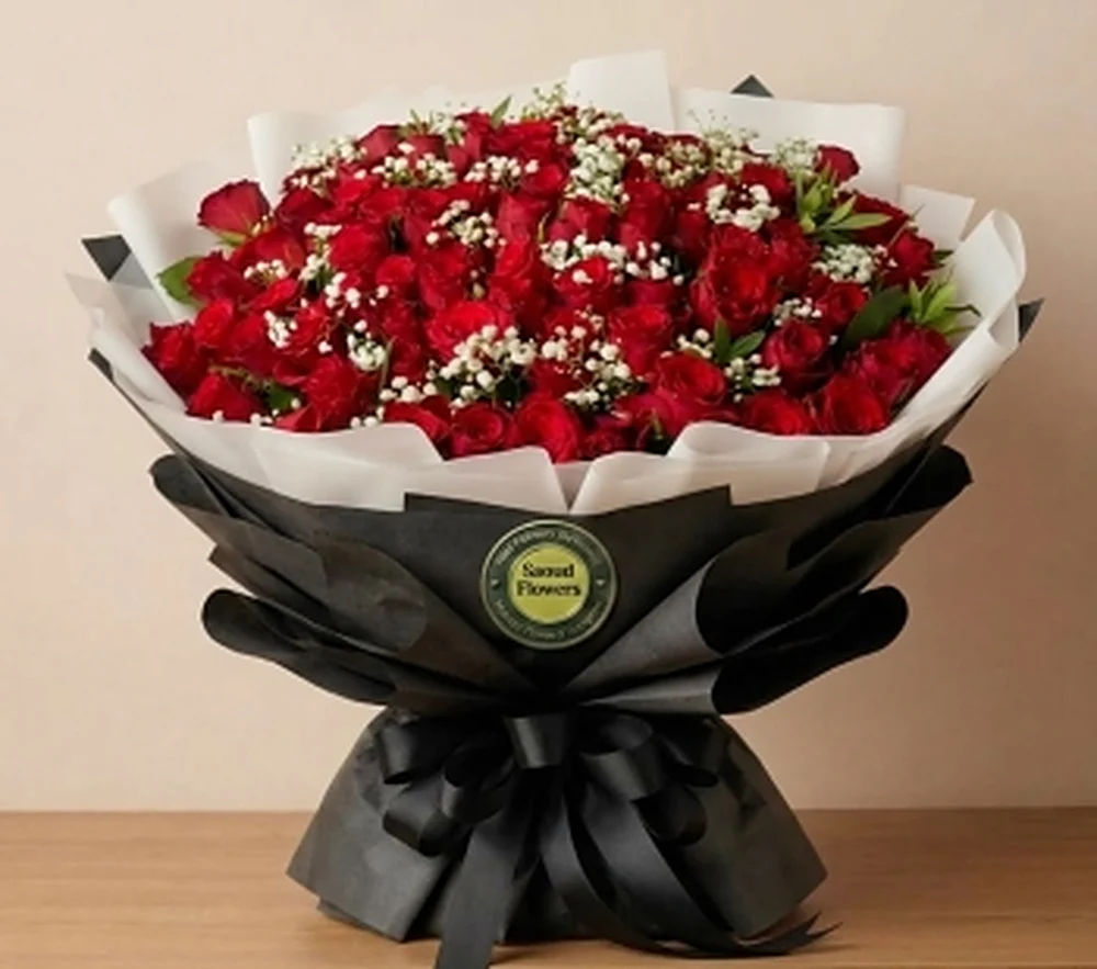 37 Super Red Roses