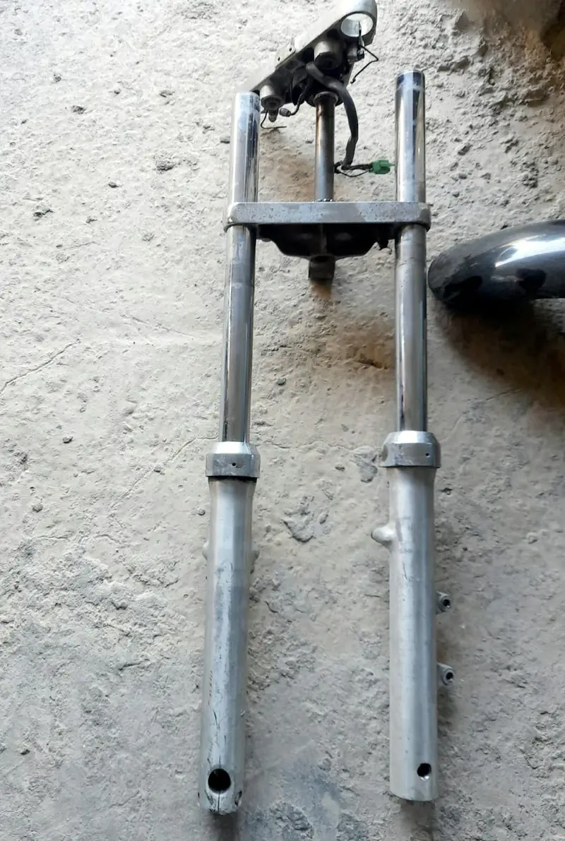 Front fork tubes