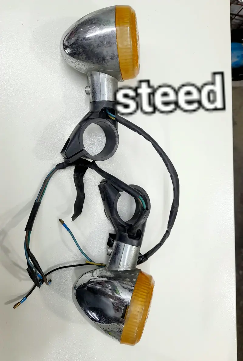 Steed front turn signals