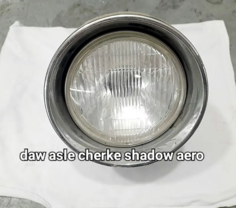 Shadow Aero original headlight